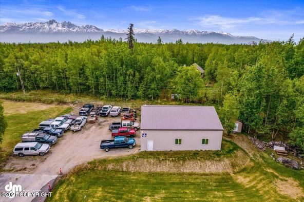4001 E Ruth Dr, Wasilla, AK 99654